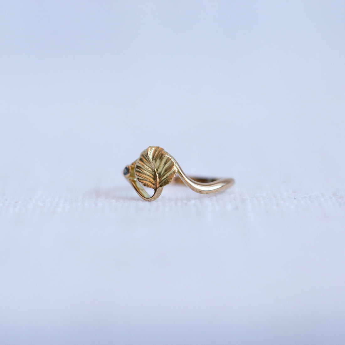 18K Yellow Gold Nothofagus Branch Ring with Tasmanian Sapphire