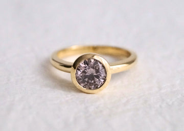 Limited Edition Stella Ring with Pink Diamond